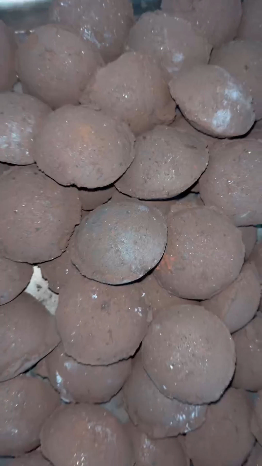 鋼鐵行業(yè)中的除塵灰怎么進行二次利用？