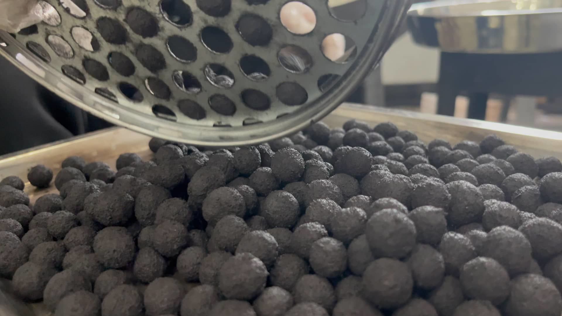 在焙燒過程中，鐵基粘合劑有哪些優(yōu)勢？