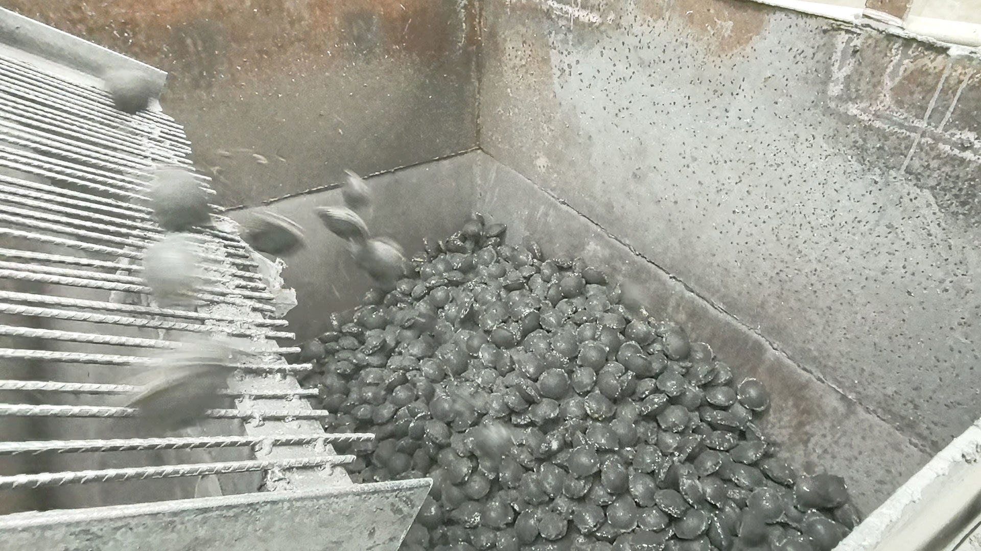 建杰粘合劑解決除塵灰成型難點(diǎn)