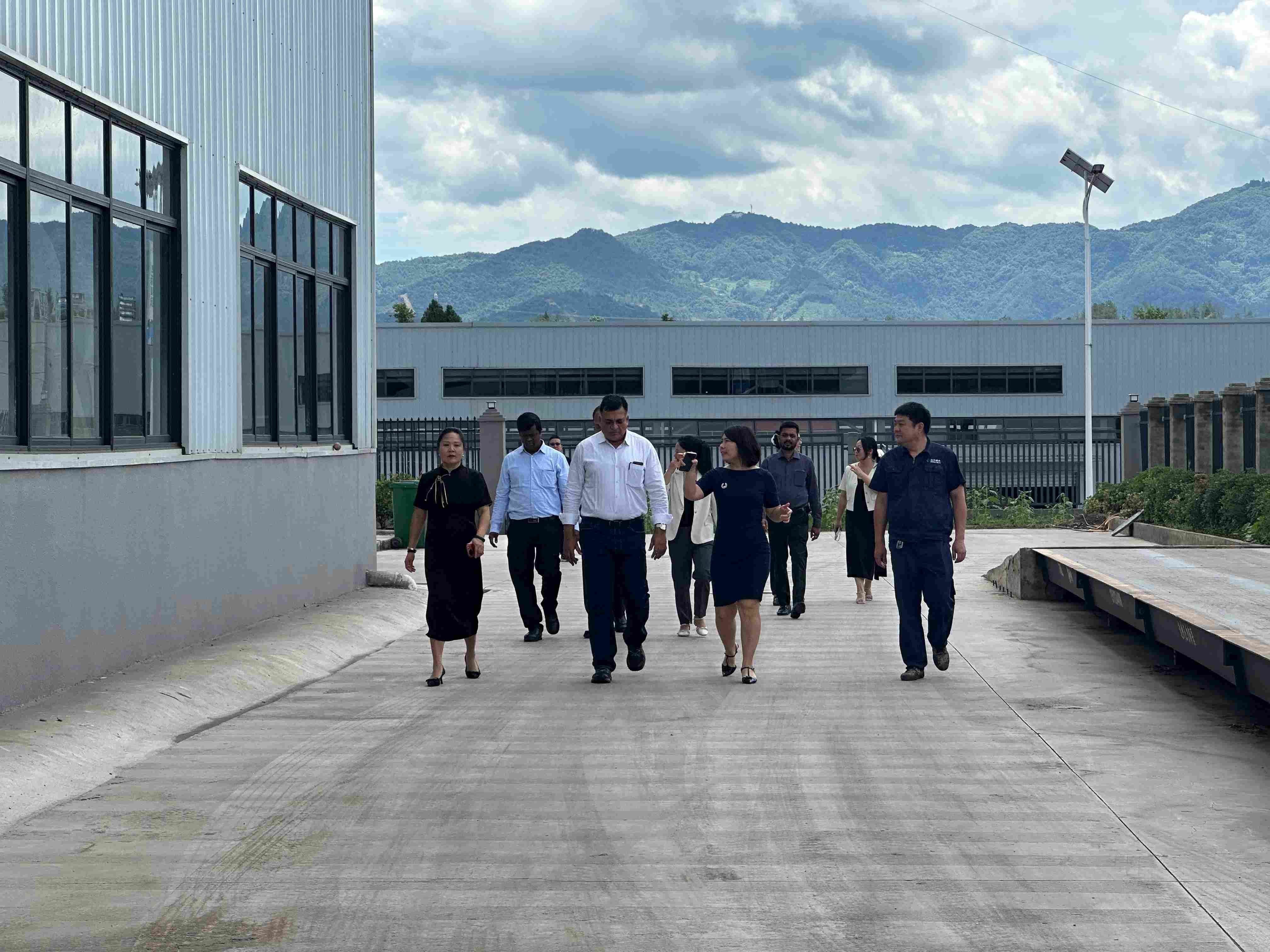 印度磷礦客戶到訪，共探磷礦粉冷壓成球綠色發(fā)展之路